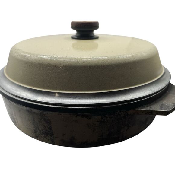 Kitchen Fair Other - Kitchen Fair 12” Skillet w/ Lid Beige Enamel, Wood Handle, Made in USA (Vintage)